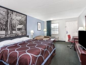 Super 8 By Wyndham Kingston Hotel Room photo